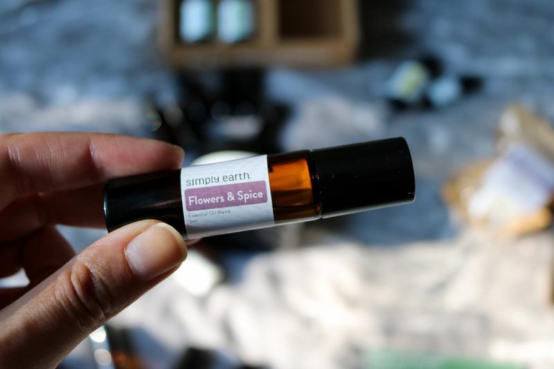 Simply Earth Essential Oils | Recipe Box Review | Katie Actually